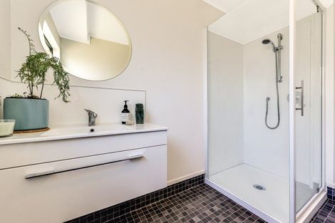 Photo of property in 4a Saint Lukes Place, Bader, Hamilton, 3206