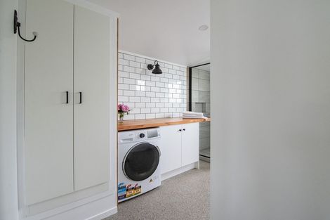 Photo of property in 9 Dickson Street, Macandrew Bay, Dunedin, 9014