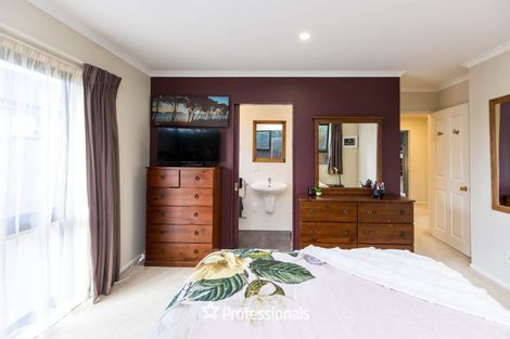 Photo of property in 2a Redwood Street, Elderslea, Upper Hutt, 5018
