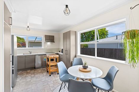 Photo of property in 10 Highbury Drive, Levin, 5510