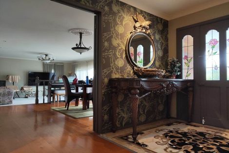 Photo of property in 33 Polo Prince Drive, Totara Park, Manurewa, 2576