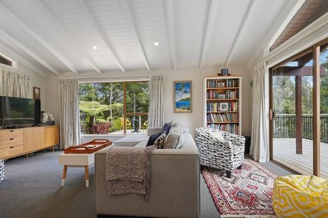 Photo of property in 16 Langstone Place, Chatswood, Auckland, 0626