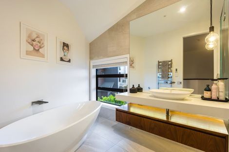 Photo of property in 16 Tuatini Place, Long Bay, Auckland, 0630