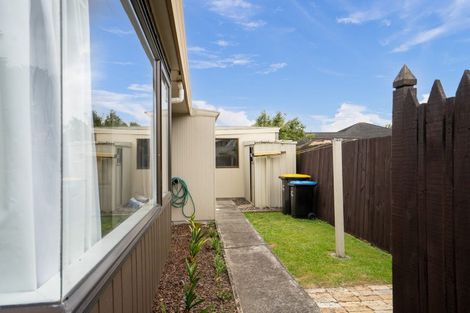 Photo of property in 2/64 Hamilton Road, Cambridge, 3434