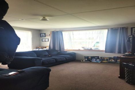 Photo of property in 10 Fergusson Street, Huntly, 3700