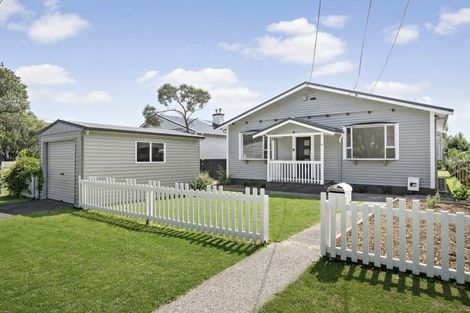 Photo of property in 39 Riverside Drive, Waiwhetu, Lower Hutt, 5010