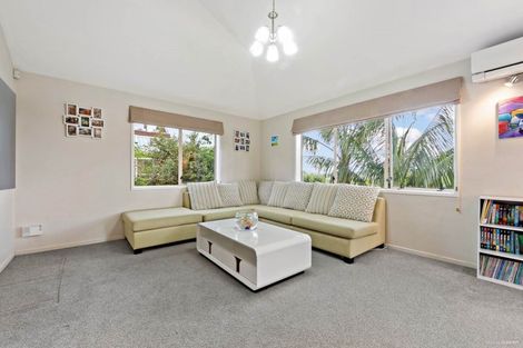 Photo of property in 13a Zion Road, Birkenhead, Auckland, 0626
