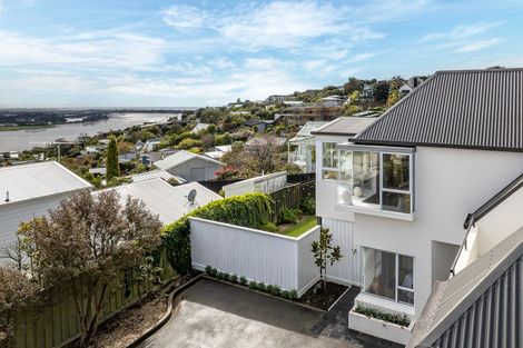 Photo of property in 2/79 Cannon Hill Crescent, Mount Pleasant, Christchurch, 8081
