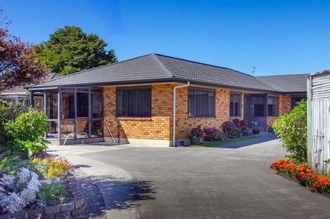 Photo of property in 7 Rarawa Place, Vogeltown, New Plymouth, 4310