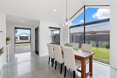 Photo of property in 25 Billington Drive, Halswell, Christchurch, 8025