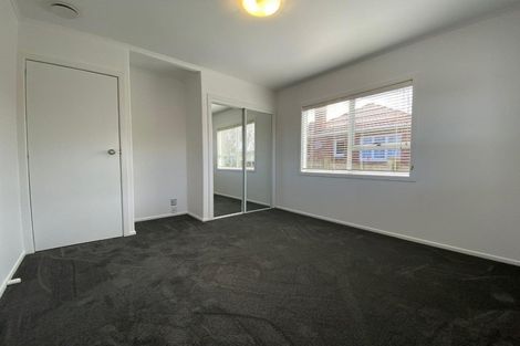 Photo of property in 25 Roberts Avenue, Bayswater, Auckland, 0622