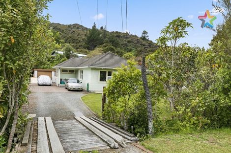 Photo of property in 90 Hair Street, Wainuiomata, Lower Hutt, 5014