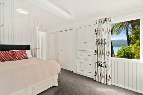 Photo of property in 35 Spencer Road, Lake Tarawera, Rotorua, 3076