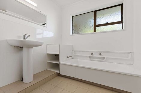 Photo of property in 21 Victory Street, Welcome Bay, Tauranga, 3112