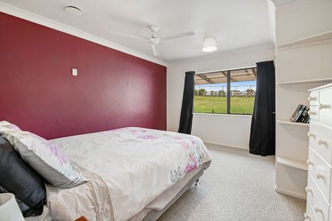 Photo of property in 180 Wishart Road, Helensville, 0875