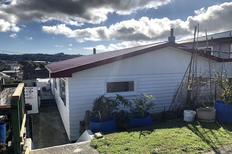 Photo of property in 25 Fraser Avenue, Johnsonville, Wellington, 6037
