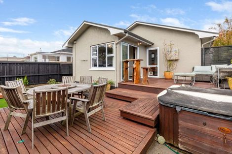 Photo of property in 317 Carrington Street, Vogeltown, New Plymouth, 4310