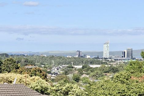 Photo of property in 64a Monarch Avenue, Hillcrest, Auckland, 0627