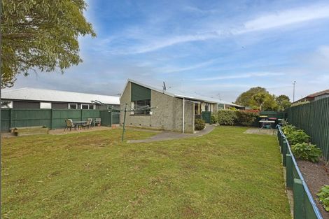 Photo of property in 2/22 Aldwins Road, Phillipstown, Christchurch, 8062