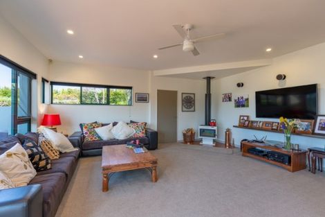 Photo of property in 15 Van Beek Place, Ruby Bay, Mapua, 7005