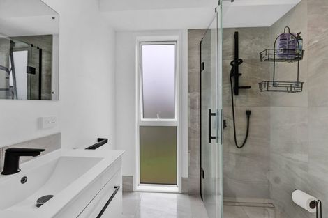 Photo of property in 42 County Drive, Hawera, 4610