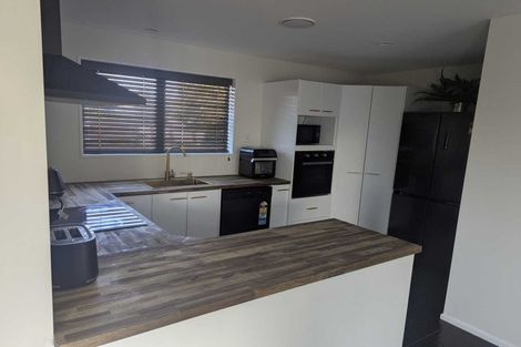 Photo of property in 205a Main North Road, Redwood, Christchurch, 8051