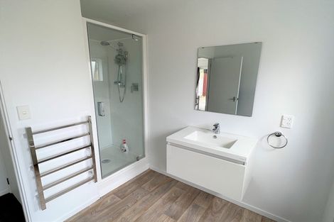 Photo of property in 1/71 Carlisle Road, Torbay, Auckland, 0632