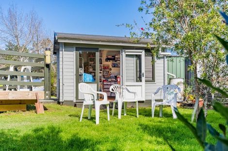 Photo of property in 3241 Paparoa-oakleigh Road, Paparoa, 0571