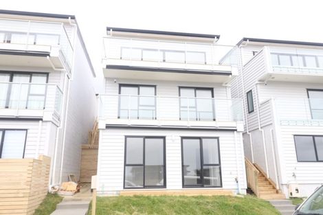 Photo of property in 40 Ascension Crescent, Orewa, 0931