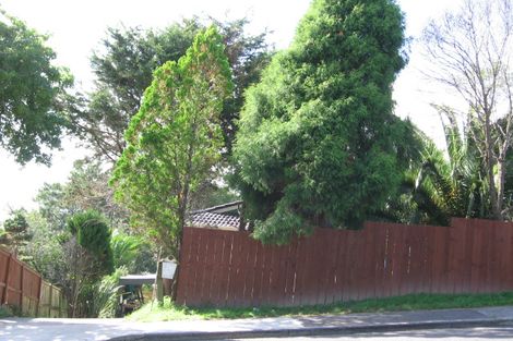 Photo of property in 2/1 Pisces Road, Glen Eden, Auckland, 0602
