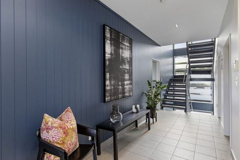 Photo of property in 43a Poto Road, Normandale, Lower Hutt, 5010