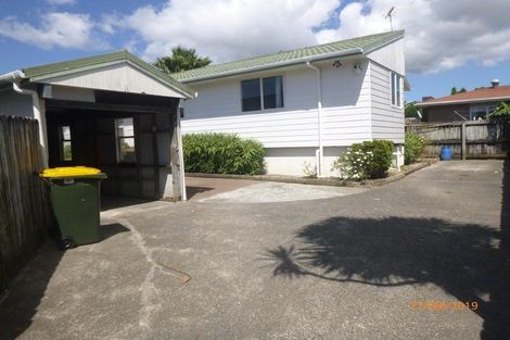 Photo of property in 3/56 Flanshaw Road, Te Atatu South, Auckland, 0610