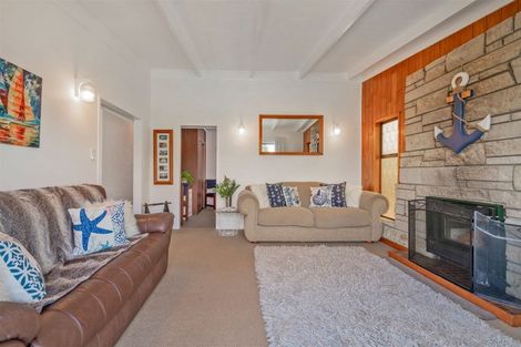 Photo of property in 13 Dundas Street, Whitianga, 3510