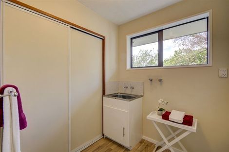 Photo of property in 1 Ward Place, Rangiora, 7400