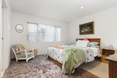 Photo of property in 127d Parrs Cross Road, Glen Eden, Auckland, 0612