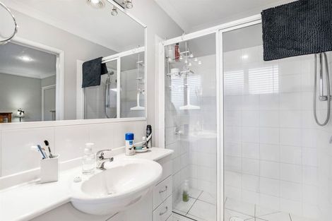 Photo of property in 31 Putake Drive, Parklands, Christchurch, 8083