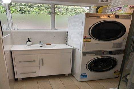 Photo of property in 1/23b Hillsborough Road, Hillsborough, Auckland, 1042