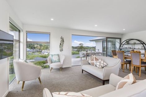 Photo of property in 4 Penney Rise, Matakana, 0985