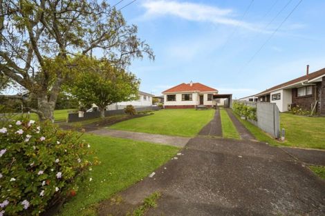 Photo of property in 13 Selwyn Street, Lower Vogeltown, New Plymouth, 4310