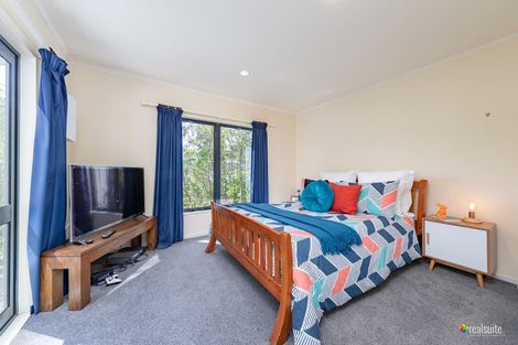 Photo of property in 15b Mahoe Street, Tawa, Wellington, 5028