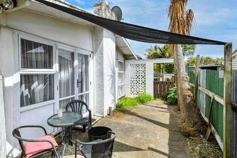 Photo of property in 33 Beaumonts Way, Manurewa, Auckland, 2102