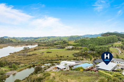 Photo of property in 135 Rangituia Street, Whangamata, 3691