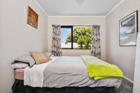 Photo of property in 82 Esmeralda Street, Welcome Bay, Tauranga, 3112