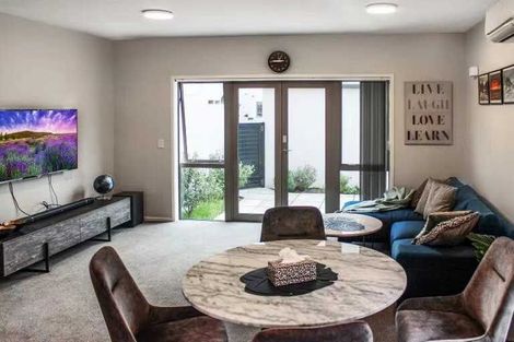 Photo of property in 2/155 Peterborough Street, Christchurch Central, Christchurch, 8013