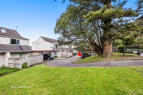 Photo of property in 2/264 Grounsell Crescent, Belmont, Lower Hutt, 5010