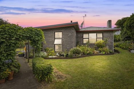 Photo of property in 20 Whakapaki Street, Urenui, 4375