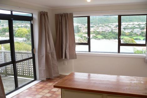 Photo of property in 24 Taylor Terrace, Tawa, Wellington, 5028