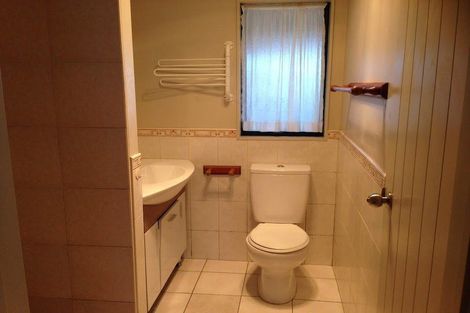 Photo of property in 74 Ridge Road, Howick, Auckland, 2014