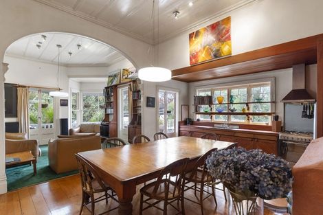 Photo of property in 25 Princes Street, Northcote Point, Auckland, 0627