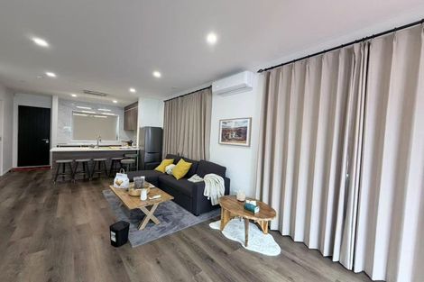 Photo of property in 37 Survila Street, Papakura, 2110